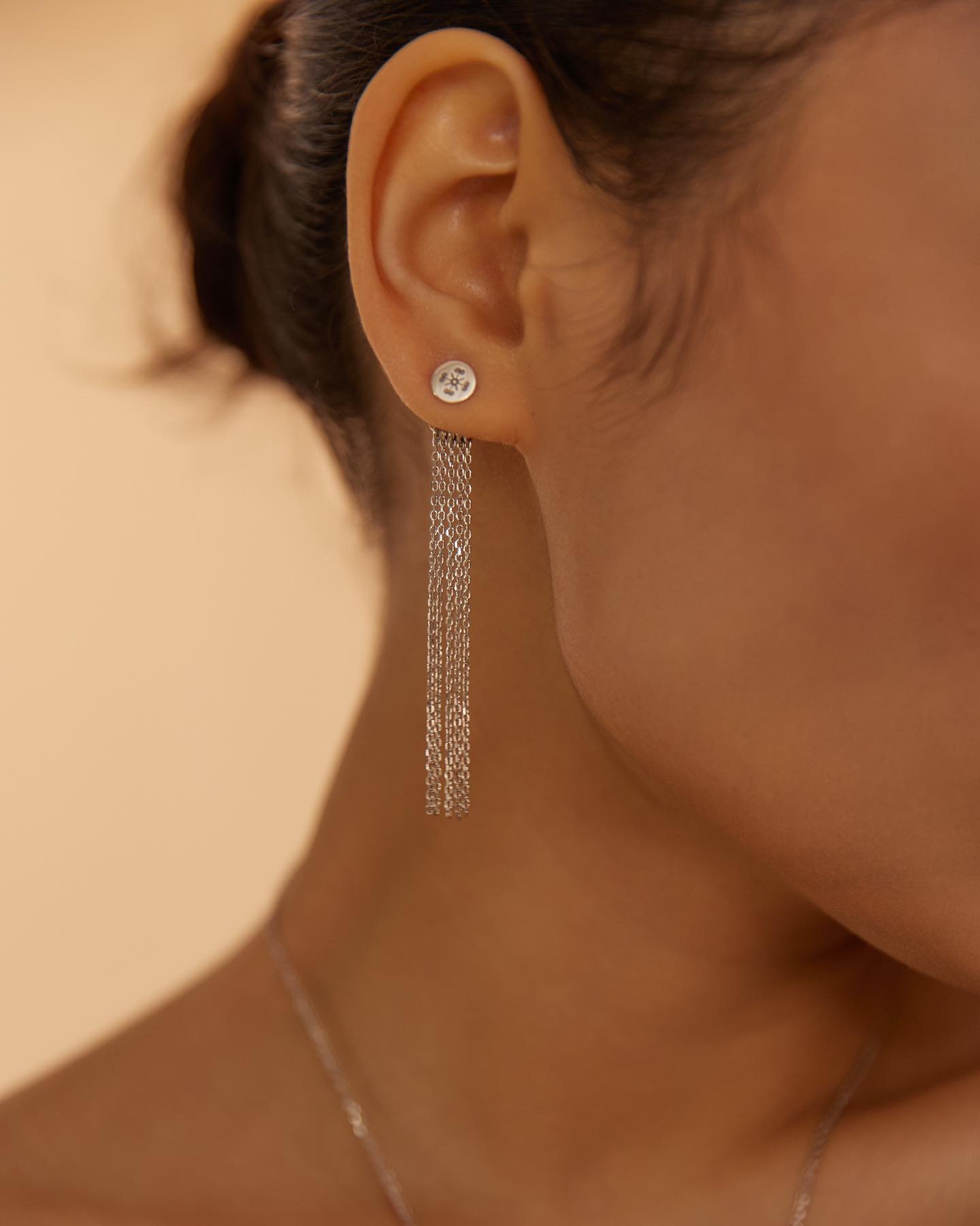 AIYY TYYNA studs